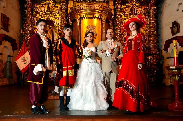 Vestidos de novia epoca colonial sale